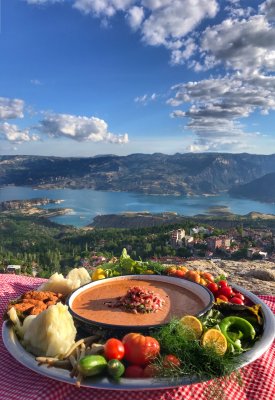 Hacer Aktaş  (Mansiyon) 