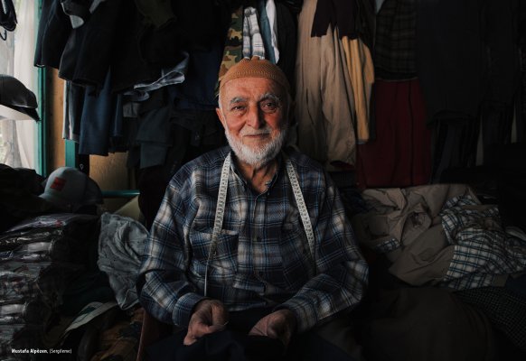 Mustafa Alpözen  (Sergileme) 