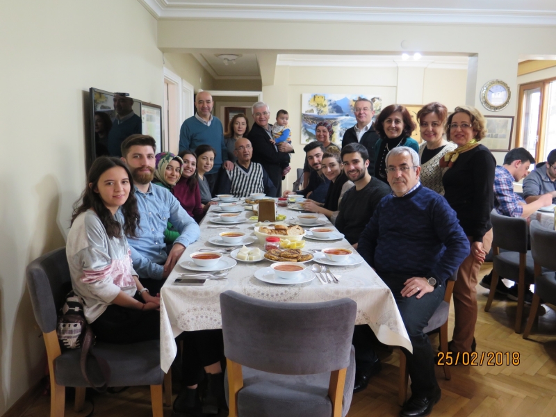 İstanbul´da Okuyan Öğrencilerimizle Vakfımızda Bir Araya Geldik